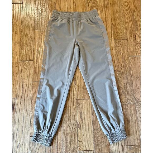 Chicos zenergy satin side jogger pant size 4 - Picture 1 of 10